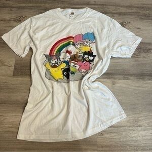 HELLO KITTY AND FRIENDS T-Shirt Large White Grid Graphic Friends size medium
